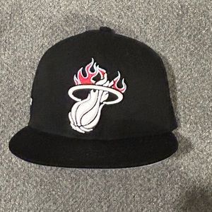 Miami Heat eastern conference black hat size 8